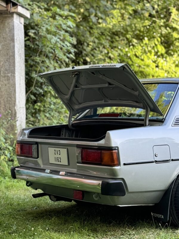 Toyota Corolla DX - Image 17