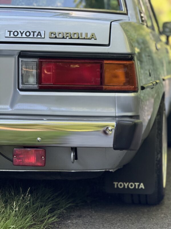 Toyota Corolla DX - Image 6