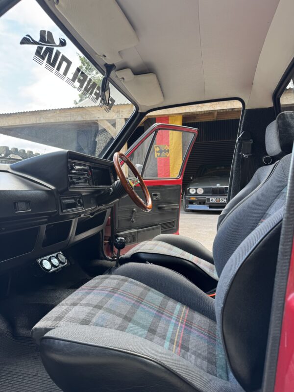 Volkswagen Caddy Pick up - Image 19