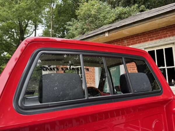 Volkswagen Caddy Pick up - Image 16