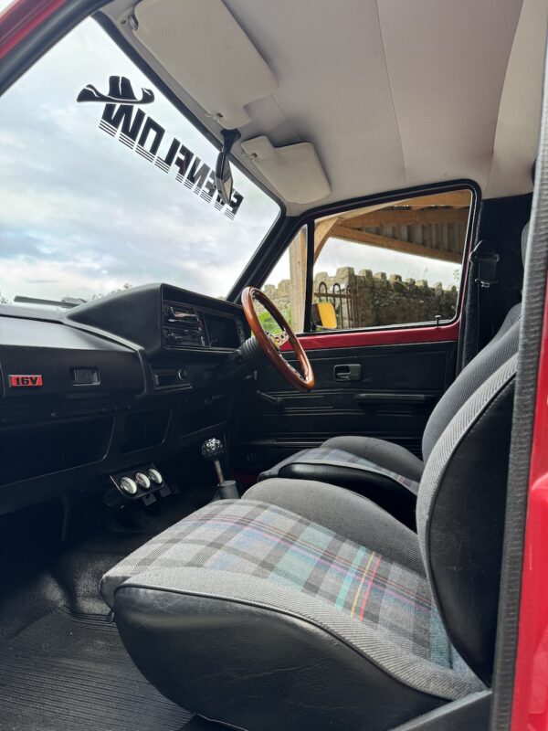 Volkswagen Caddy Pick up - Image 10